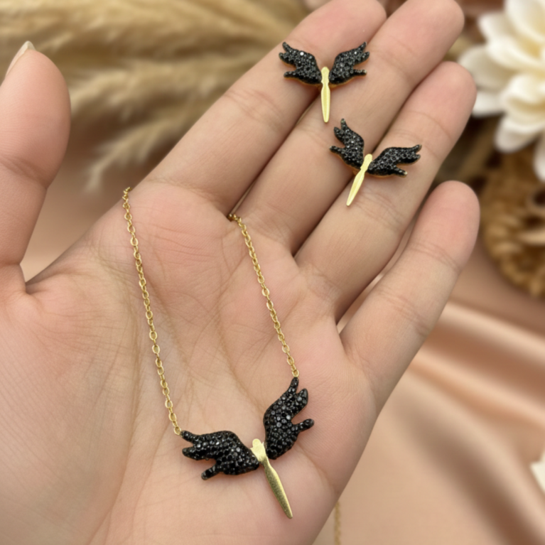 NightWing Gold Pendant Set
