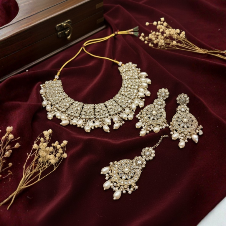 Shehnai Pearl Bridal Set